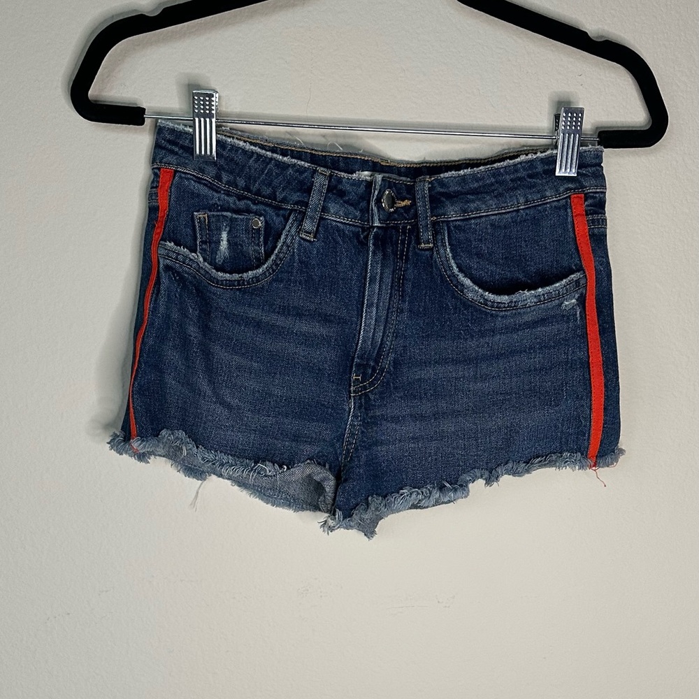 Denim shorts by Zara trafaluck , size small (4)